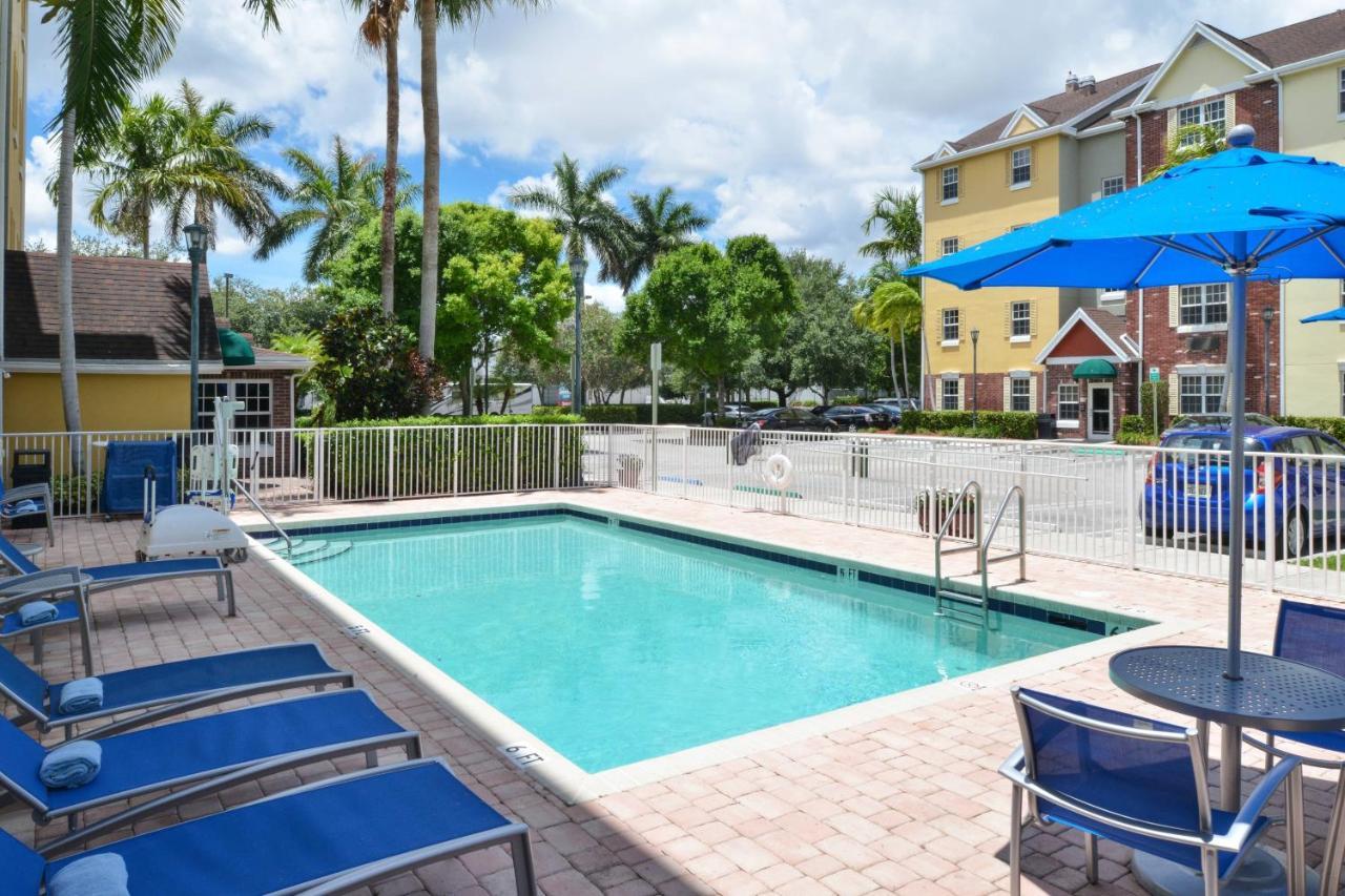 Towneplace Suites Miami West Doral Area Екстер'єр фото